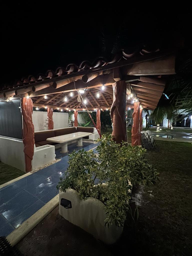Turtle Beach Villas Zihuatanejo Eksteriør bilde